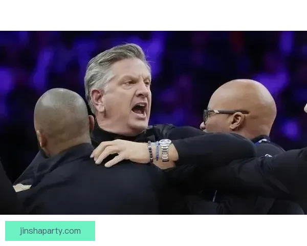 纳斯怒斥裁判：雷霆也会犯规并非完美球队